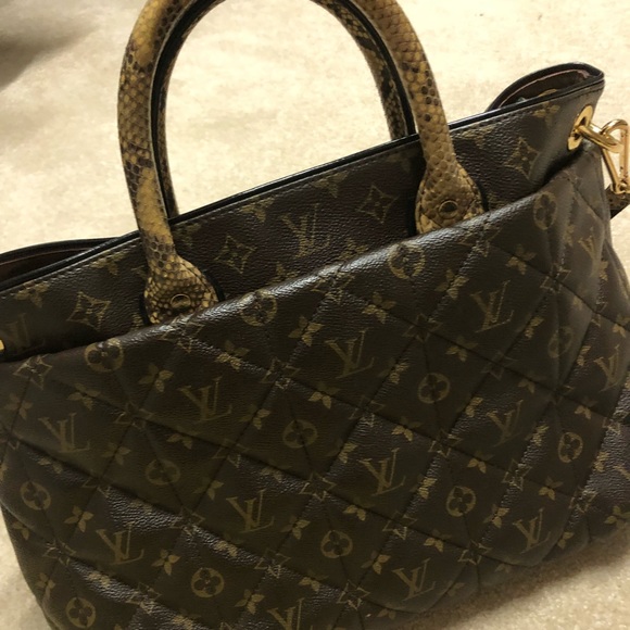 Louis Vuitton GM Exotique Miel Tote - Picture 6 of 13